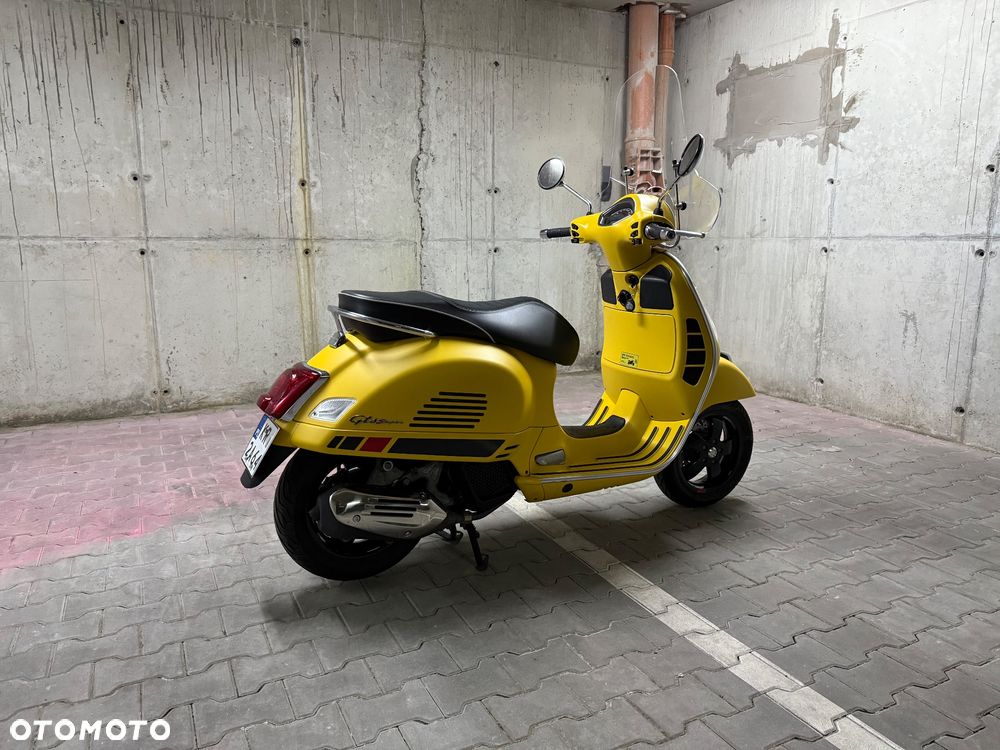 Piaggio Vespa - 8