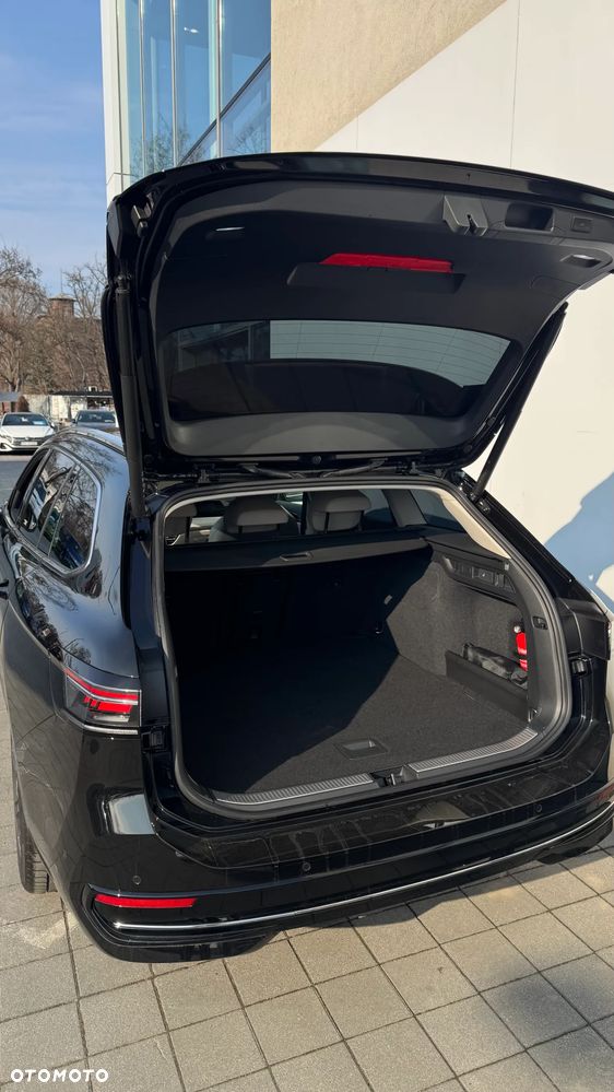 Volkswagen Passat - 3