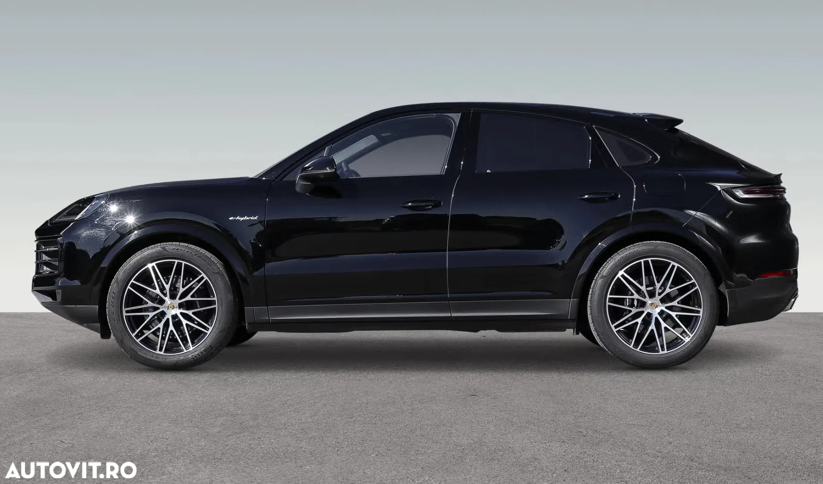 Porsche Cayenne Coupe E-Hybrid - 3