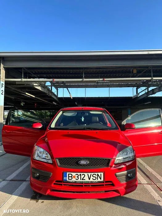 Ford Focus - 1