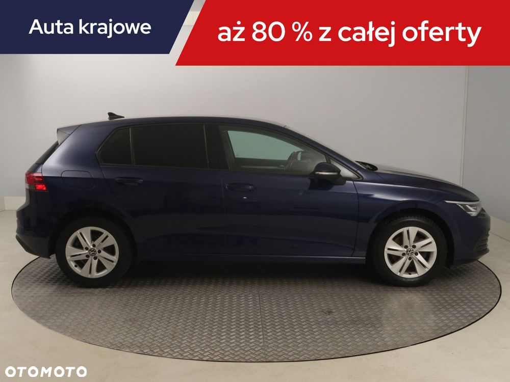 Volkswagen Golf - 8