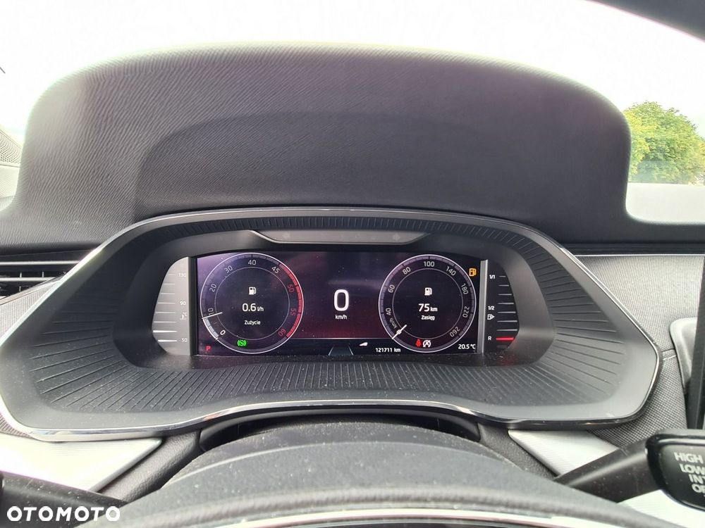 Skoda Octavia 2.0 TDI DSG Style - 20