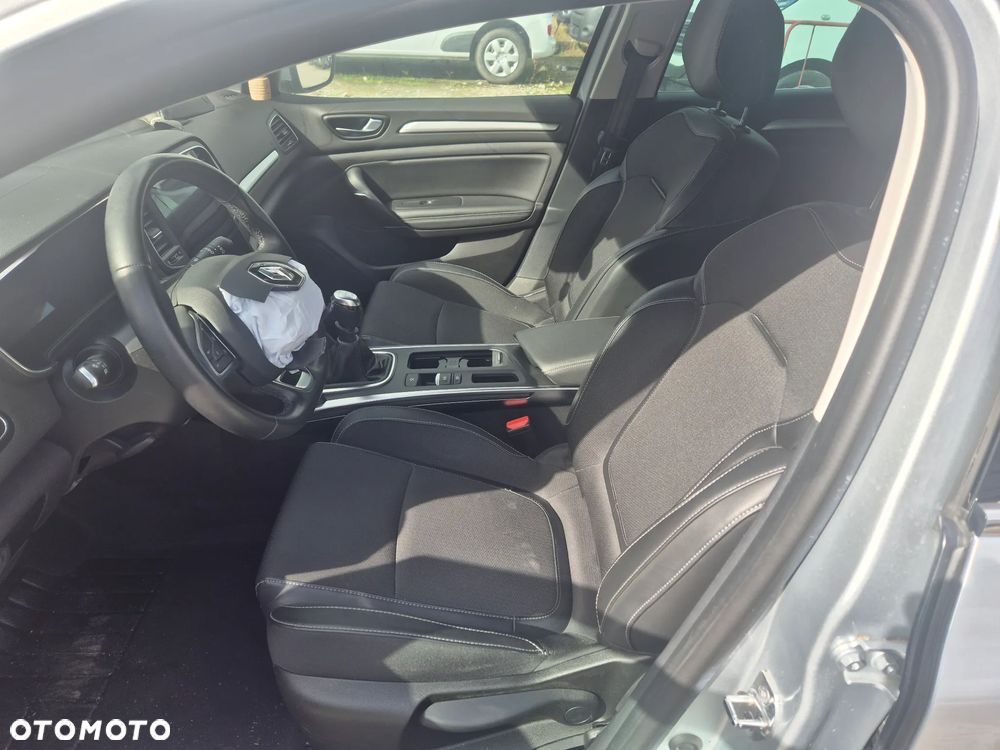Renault Megane 1.3 TCe FAP Intens - 9