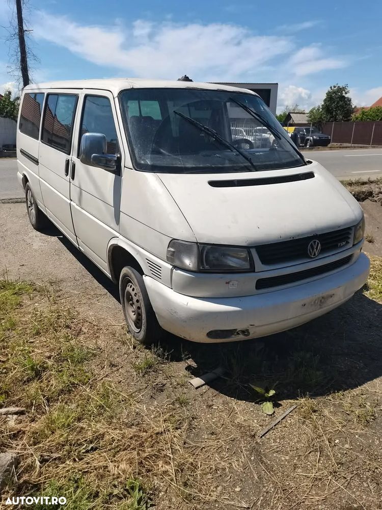 Dezmembrez T4 Caravelle - 1