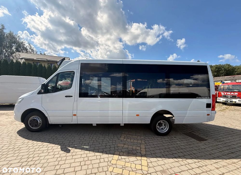 Mercedes-Benz Sprinter 2.1 Autobus 24 miejsca MIDCITY - 17