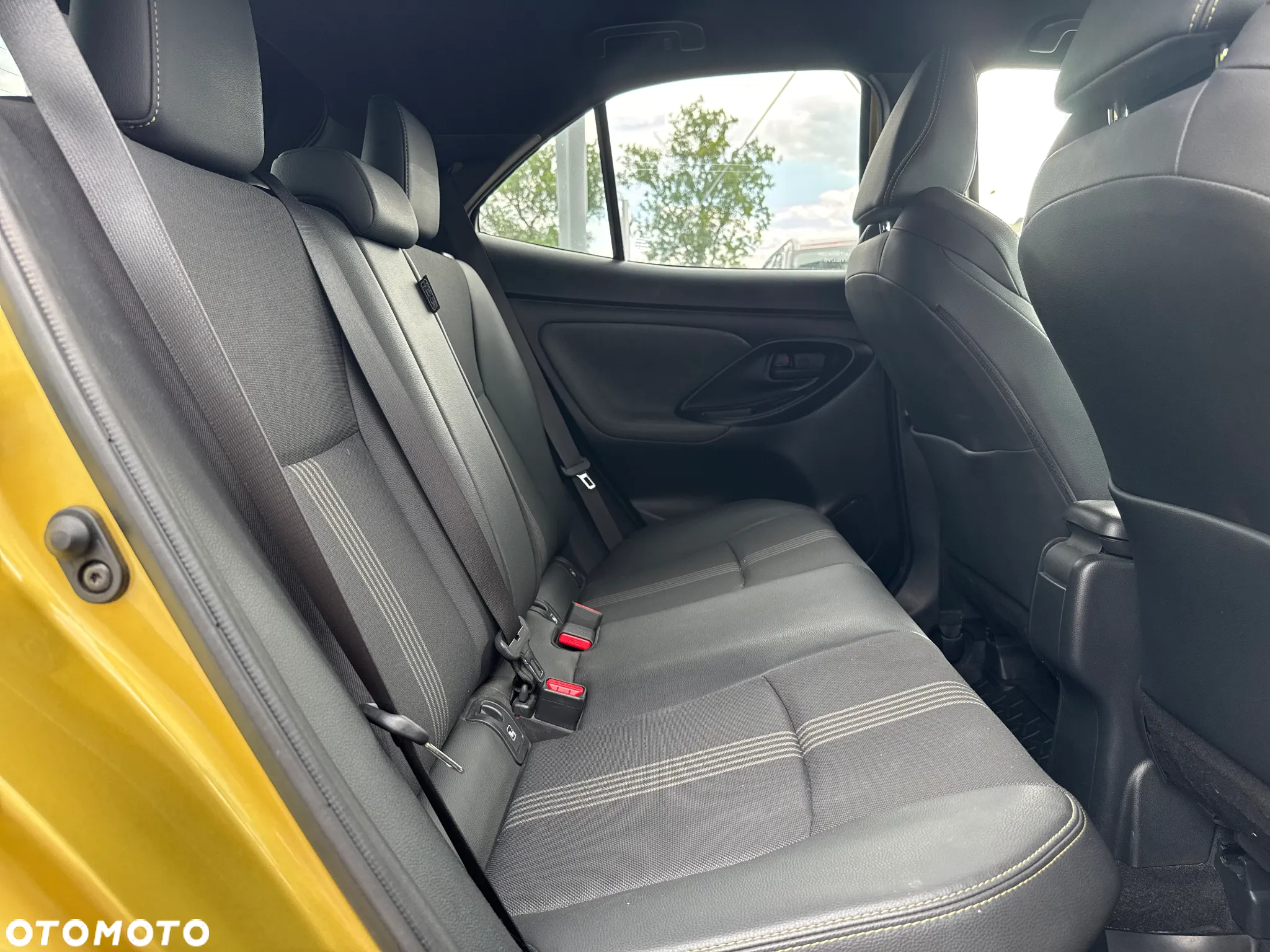 Toyota Yaris Hybrid 1.5 Selection Style - 16