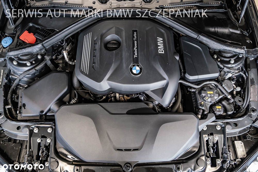 BMW Seria 3 330i M Sport - 33