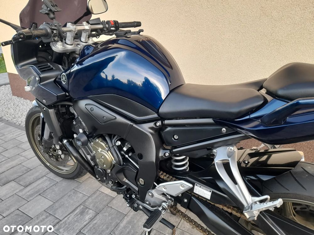 Yamaha FZ - 29