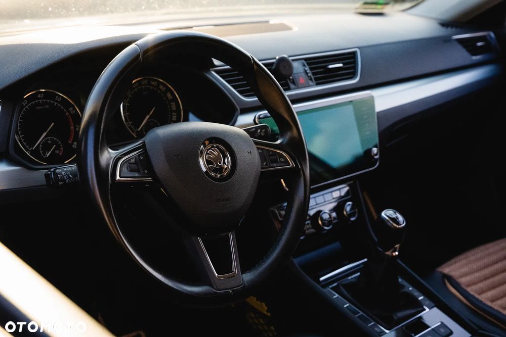 Skoda Superb 1.8 TSI Ambition - 8