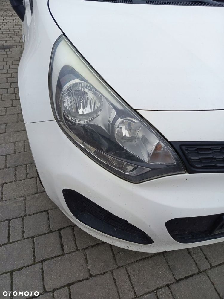 KIA RIO III LAMPA PRAWA PRZÓD PRZEDNIA EU - 1