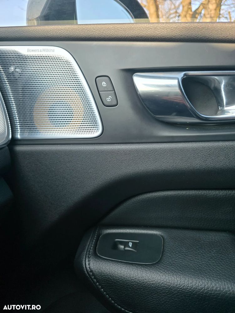 Volvo XC 60 D5 AWD Geartronic Inscription - 18