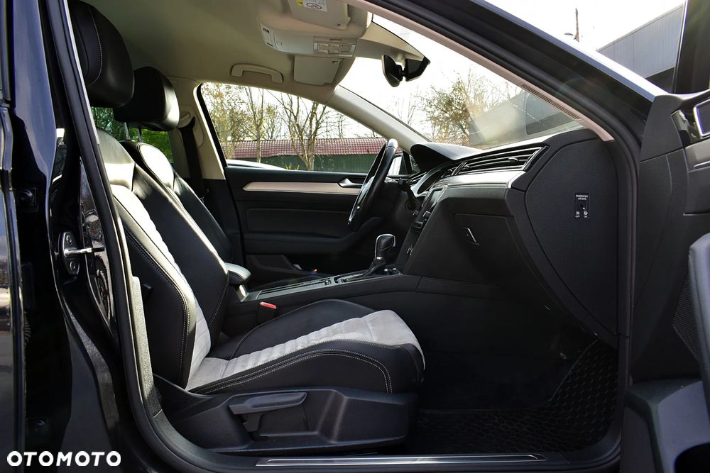 Volkswagen Passat Variant 1.8 TSI BMT Highline DSG - 9