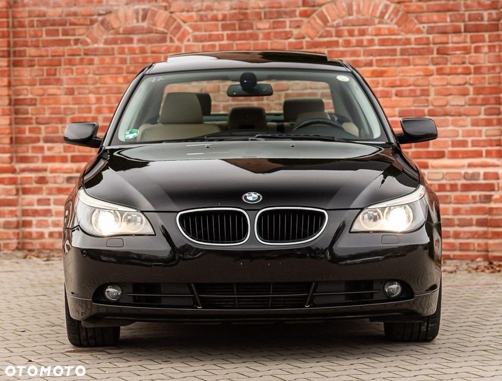 BMW Seria 5 520d Special Edition - 11