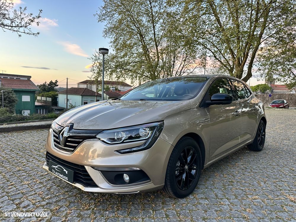 Renault Mégane 1.5 dCi Intens - 3