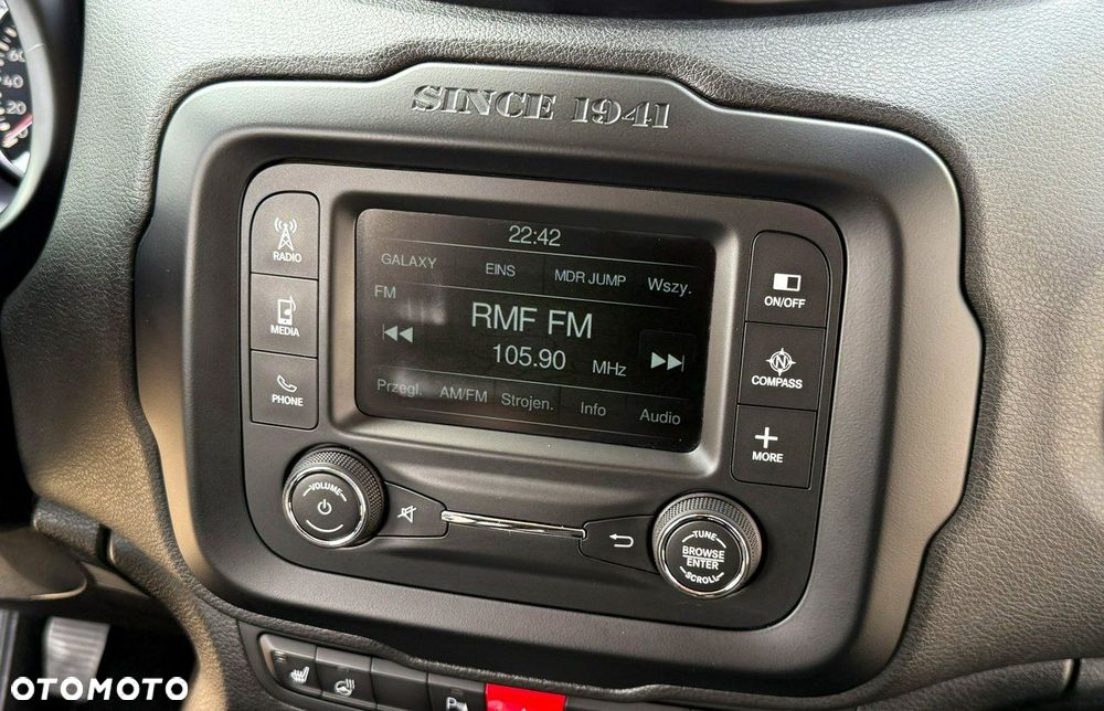 Jeep Renegade 1.4 MultiAir Limited FWD S&S - 27