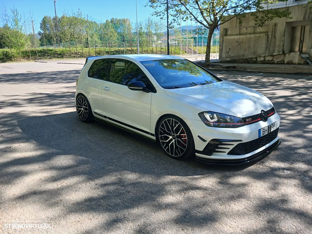 VW Golf GTI Clubsport DSG - 2