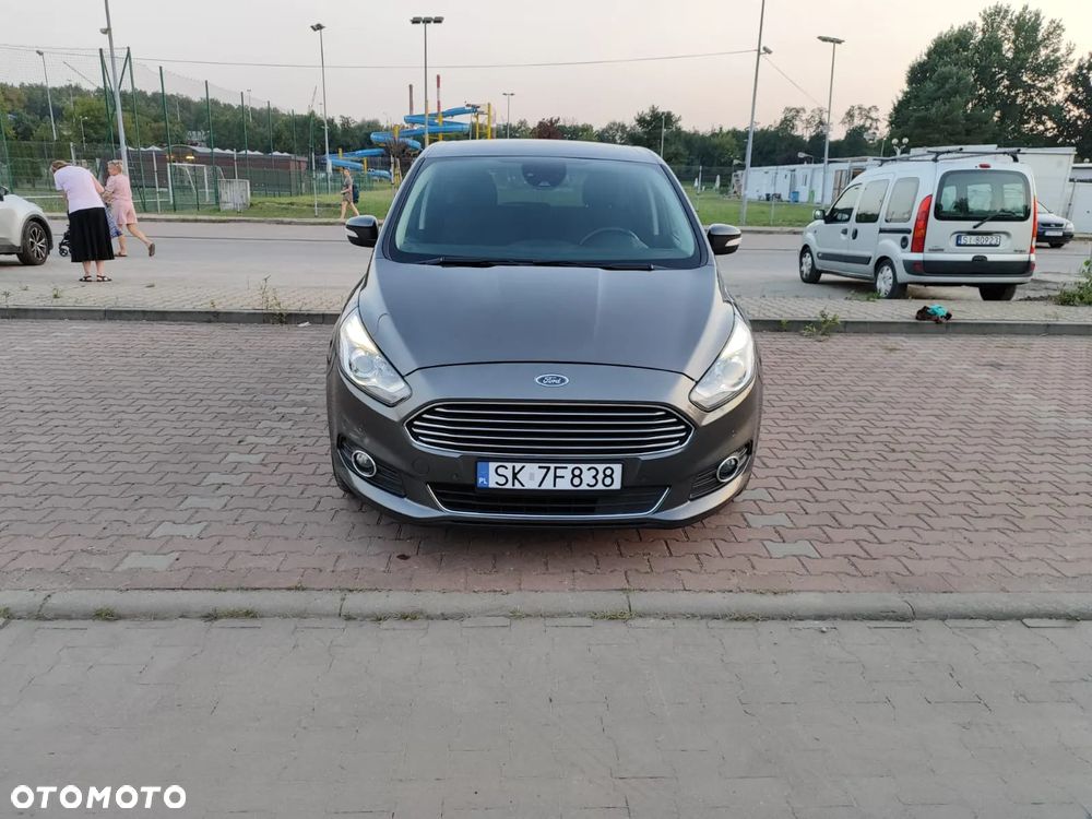 Ford S-Max 2.0 EcoBlue Titanium - 4