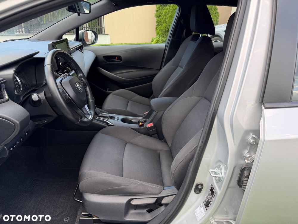 Toyota Corolla 1.8 Hybrid Comfort - 26