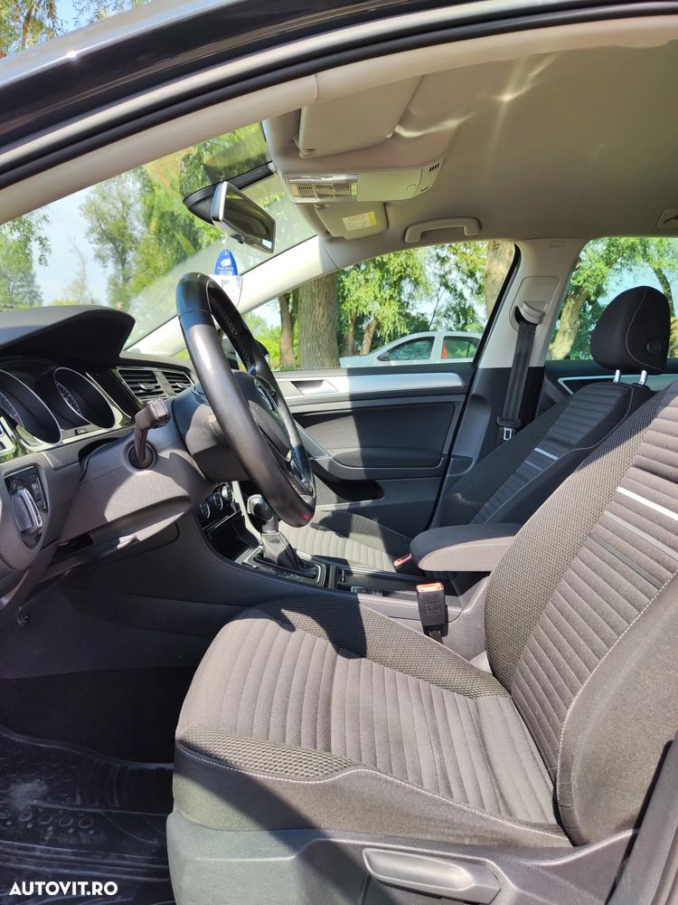 Volkswagen Golf 1.6 TDI DPF DSG Comfortline - 25