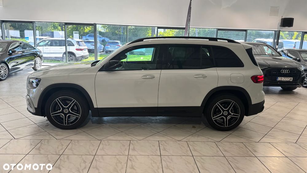 Mercedes-Benz GLB 200 AMG Line 7G-DCT - 3