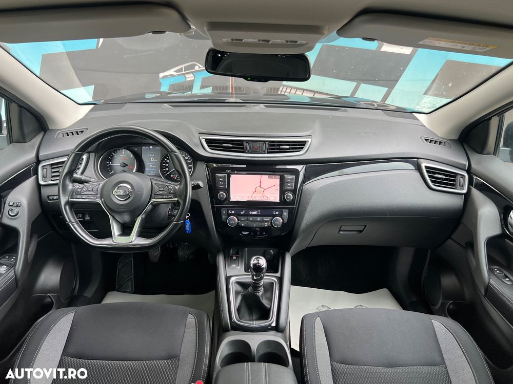 Nissan Qashqai 1.7 dCi ALL-MODE 4x4i ACENTA - 7