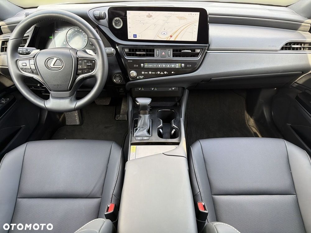 Lexus ES 300h Business Edition - 12