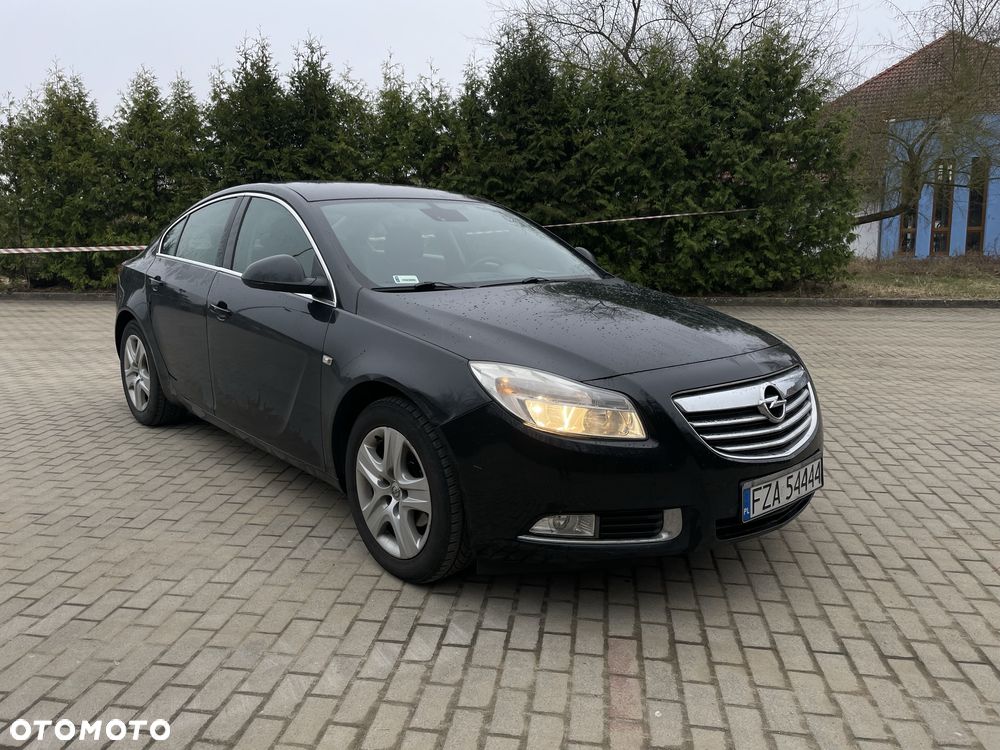Opel Insignia - 1