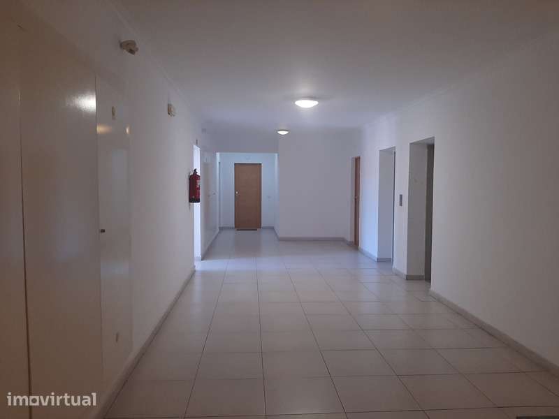 Apartamento em Azambuja, Azambuja - Grande imagem: 2/14