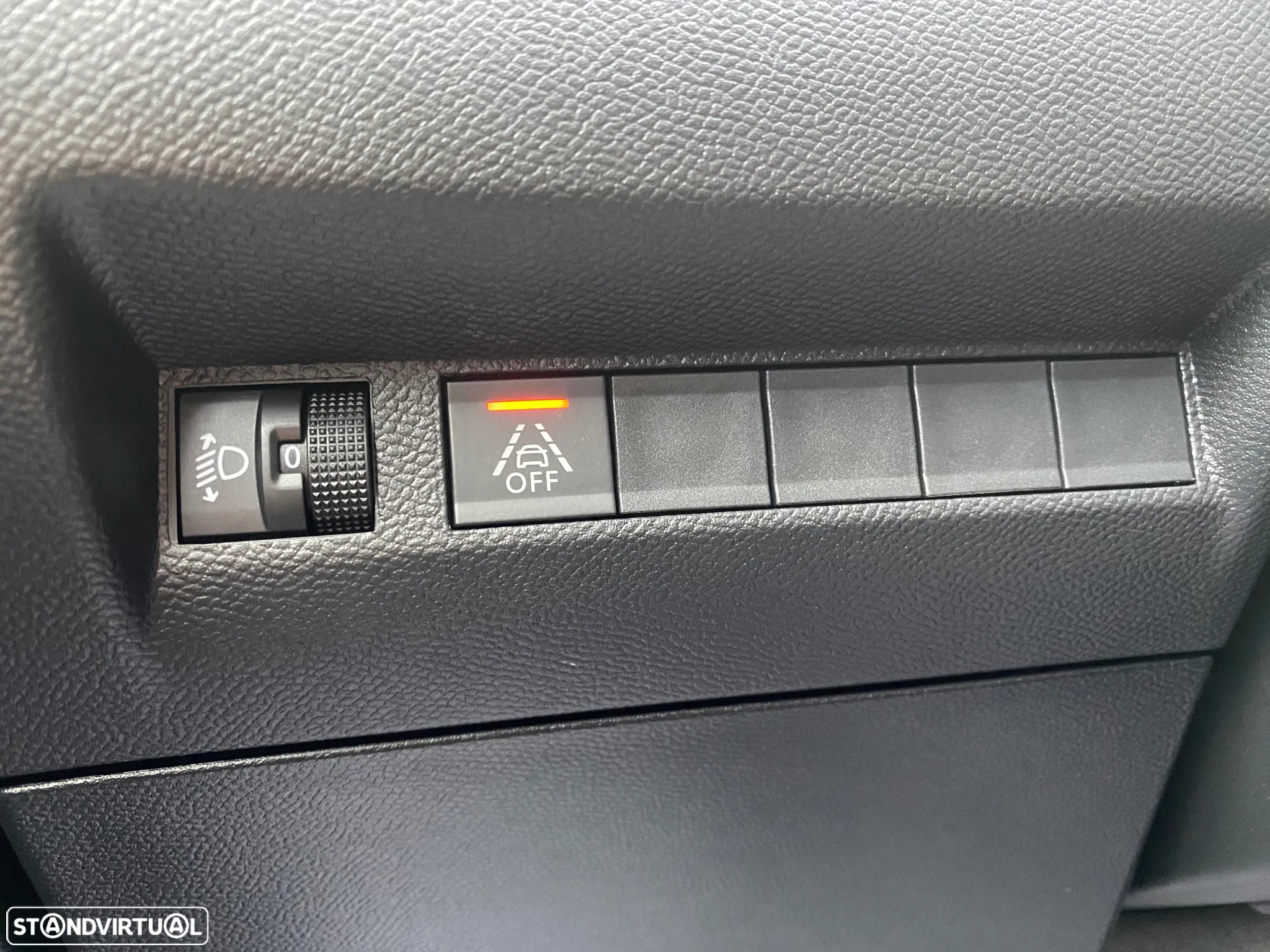 Peugeot e-208 50 kWh Active Pack - 19