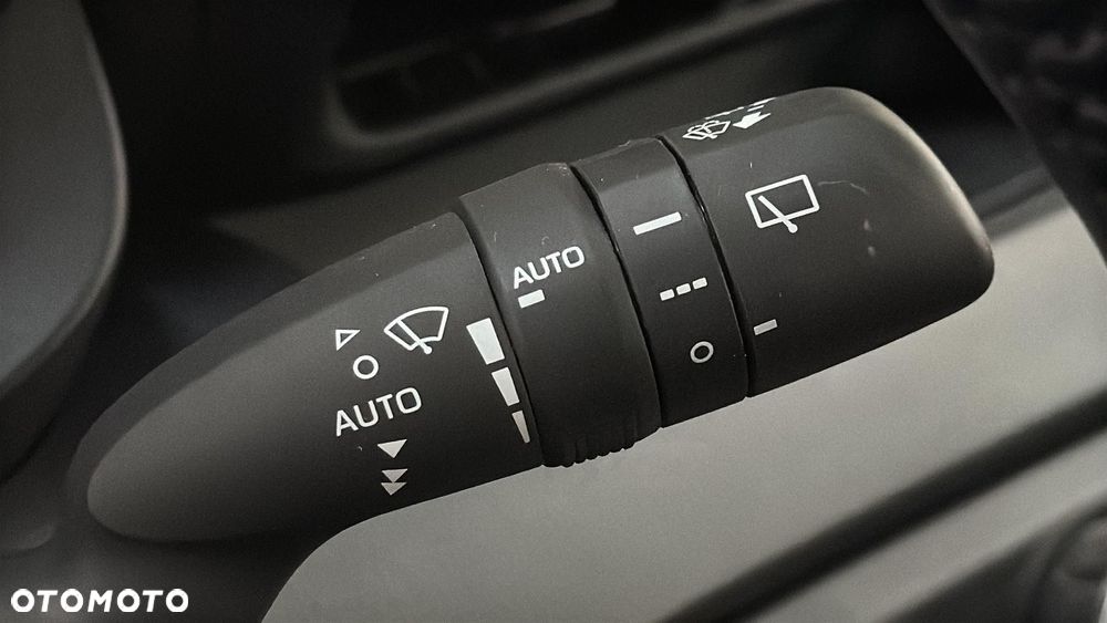 Toyota Yaris 1.5 Comfort - 27