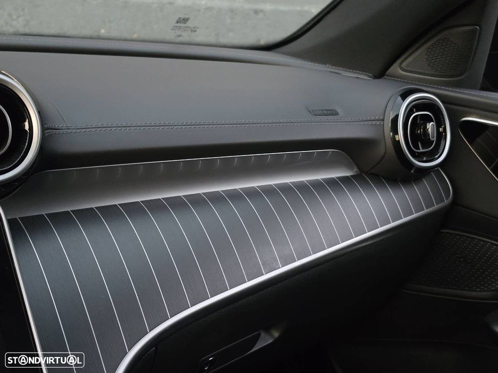 Mercedes-Benz C 220 d 9G-TRONIC AMG Line Advanced - 22