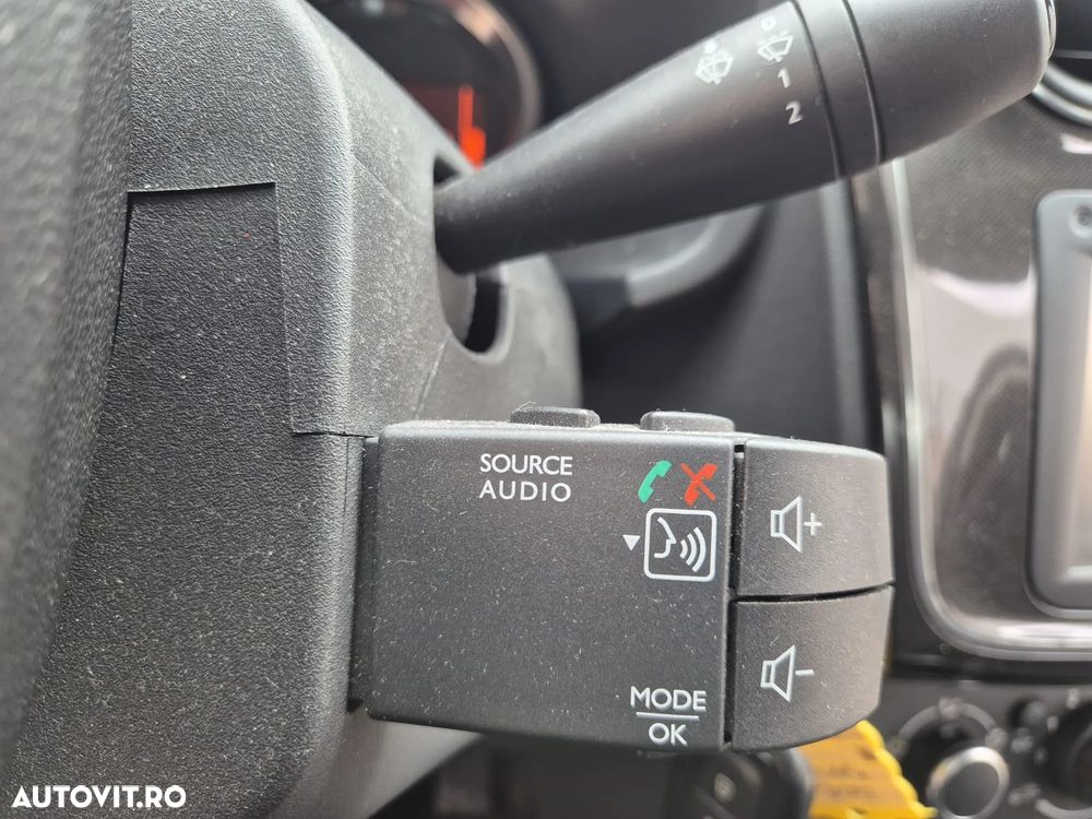 Dacia Logan 1.0 SCe Laureate - 21