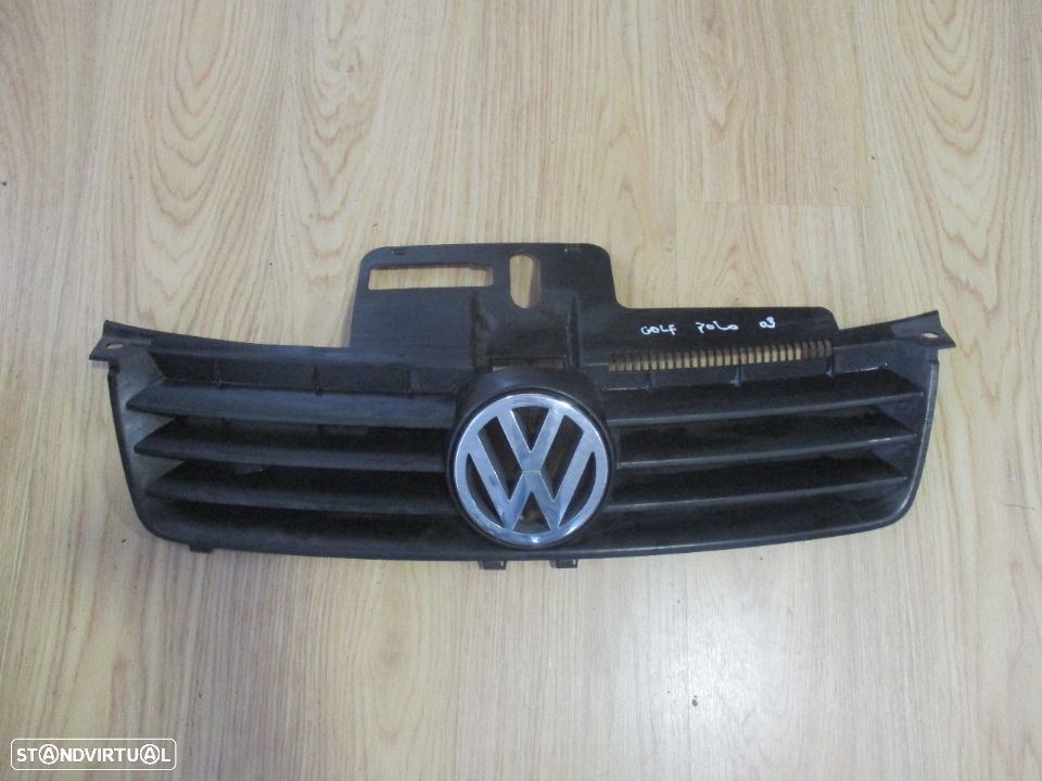 Grelha Frontal Simbolo VW Volkswagen Polo 2002 a 2008 - 2