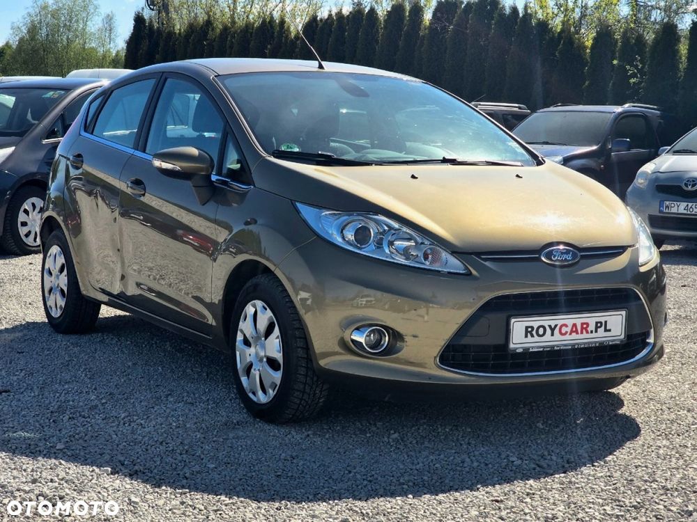 Ford Fiesta - 2