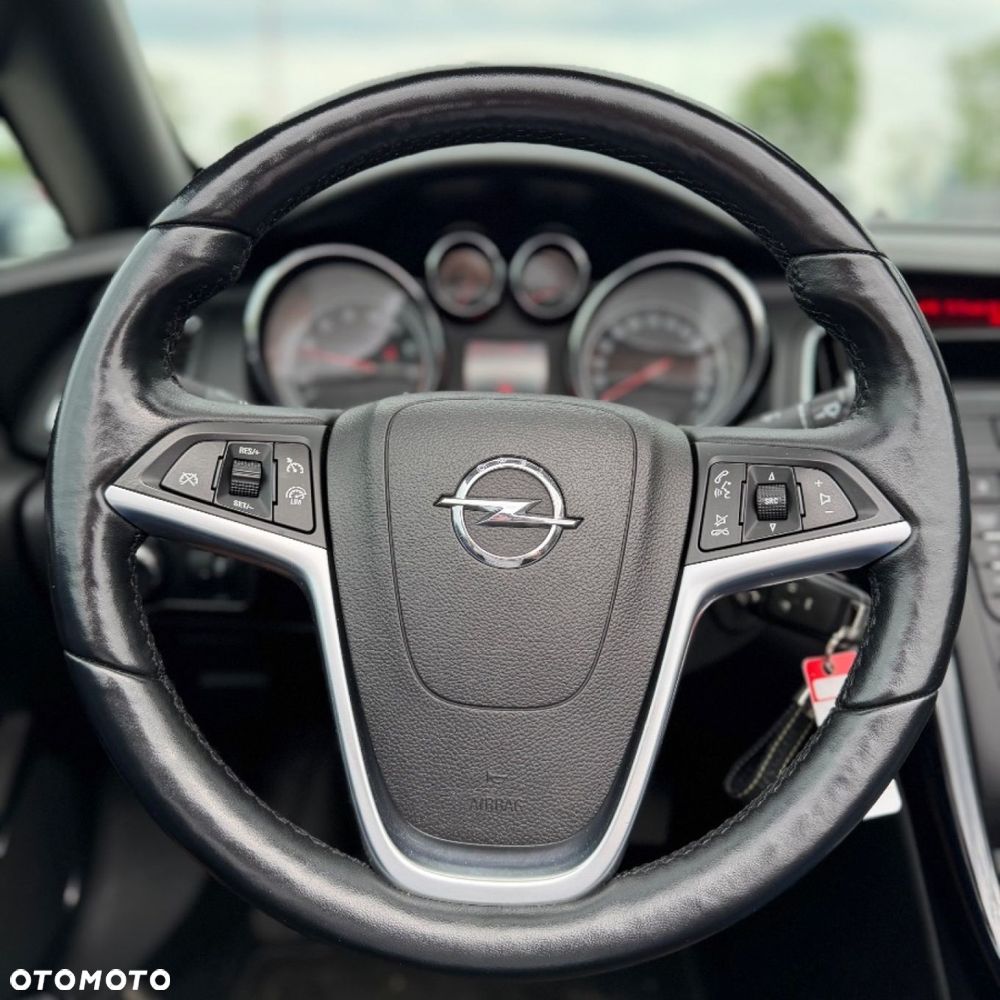Opel Cascada - 25