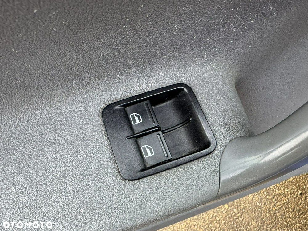 Volkswagen Caddy - 12