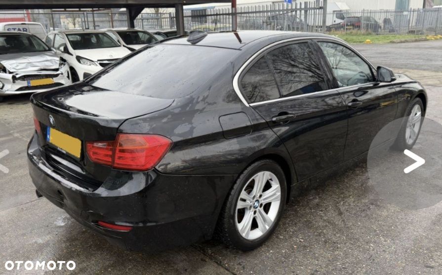 BMW Seria 3 320i Efficient Dynamics Edition Luxury Line - 3