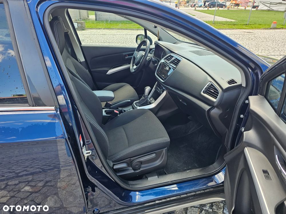 Suzuki SX4 S-Cross 1.6 DDiS TCSS 4x4 Comfort - 14