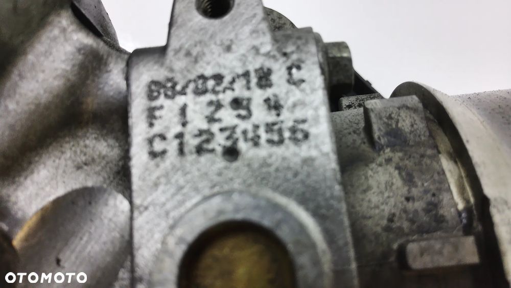 Renault Master III 2.3 DCI Przeustnica Kolektor 161A00161R - 8