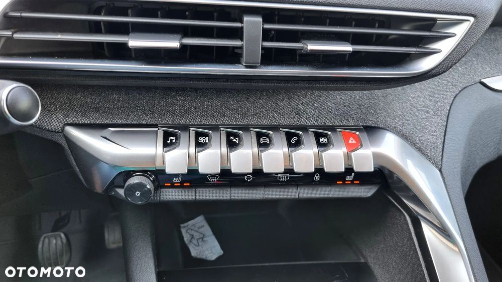 Peugeot 5008 - 28