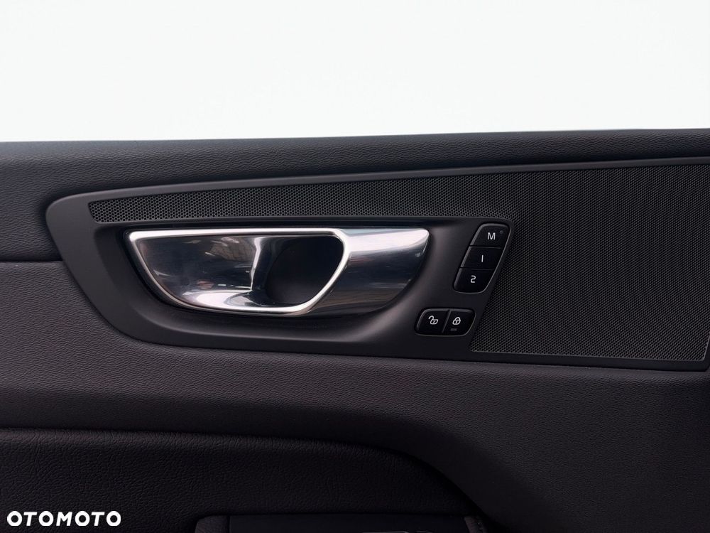 Volvo XC 60 - 19