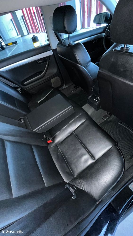 Audi A4 Avant 2.0 TDi S-line - 10