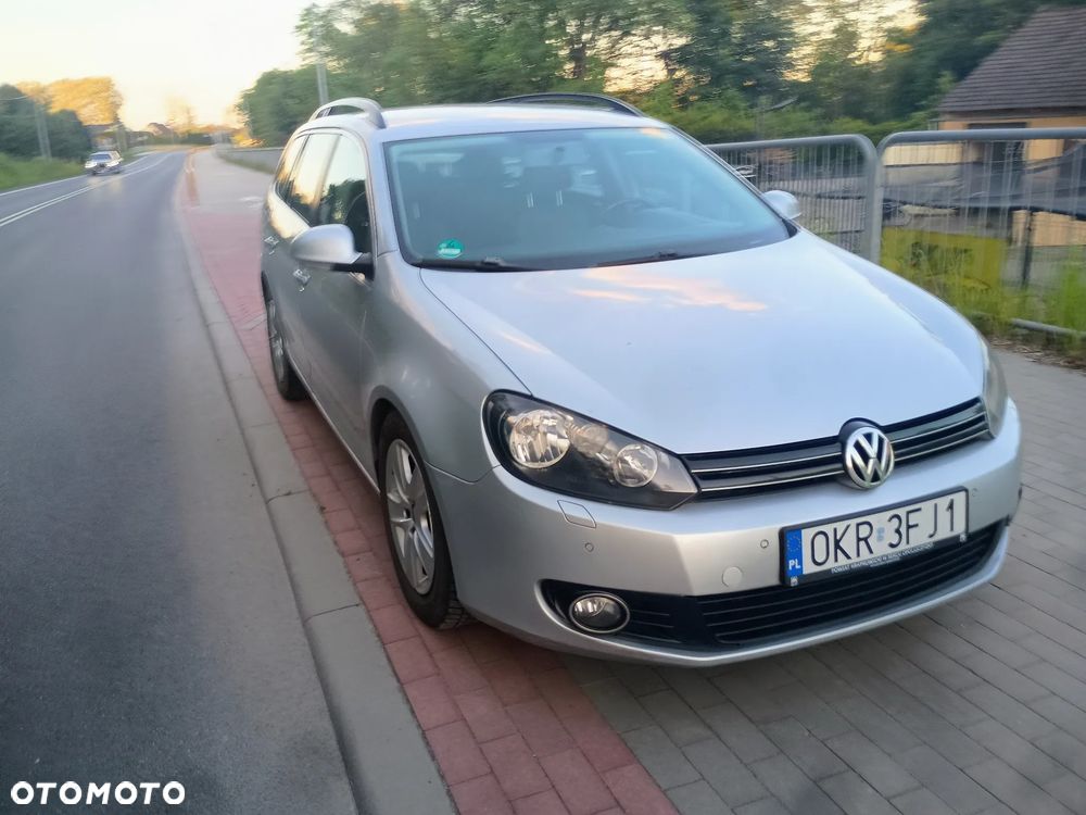 Volkswagen Golf 1.6 TDI DPF Highline - 10