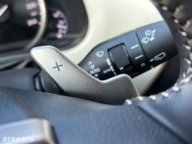 Lexus NX 300h F Impression AWD - 32