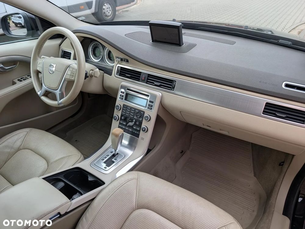 Volvo S80 - 14