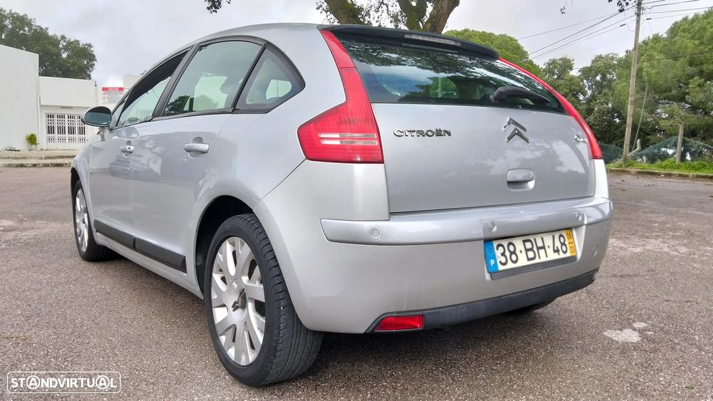 Citroën C4 1.6 HDi SX - 4