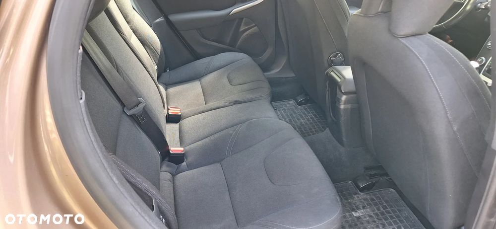 Volvo V40 T3 Drive-E Kinetic - 14