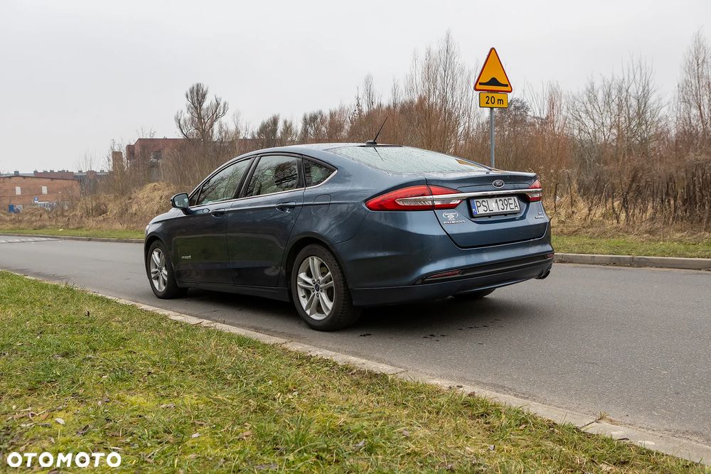 Ford Mondeo - 4