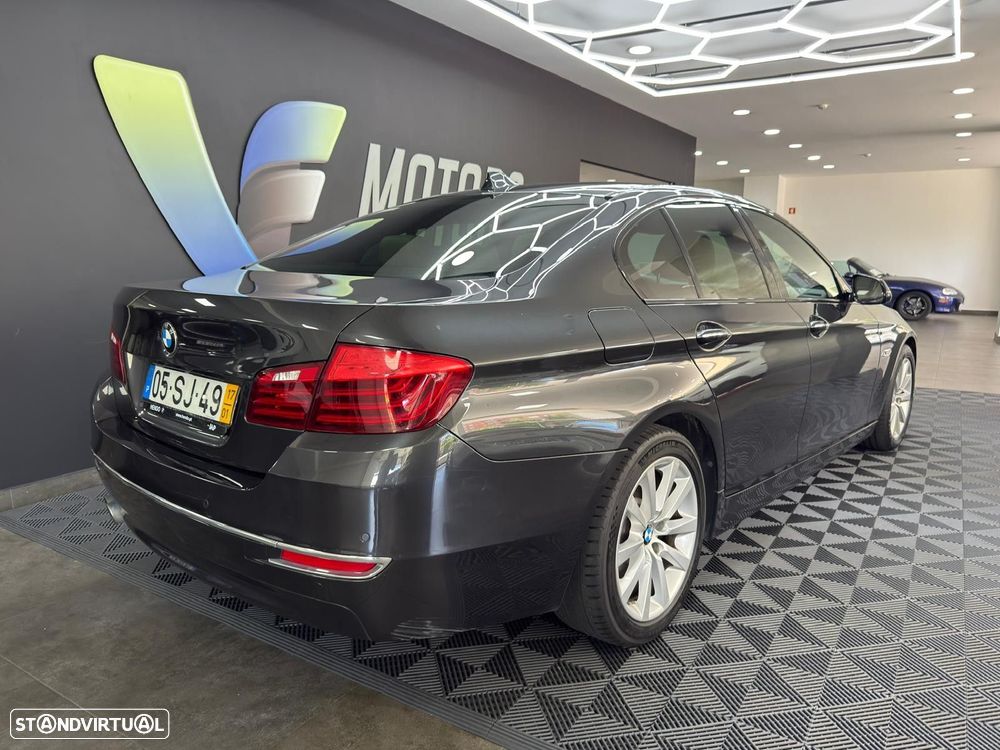 BMW 520 d xDrive Line Luxury Auto - 8