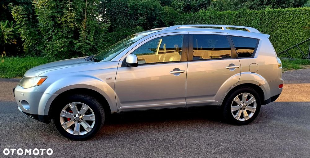 Mitsubishi Outlander 2.0 DID Instyle - 5
